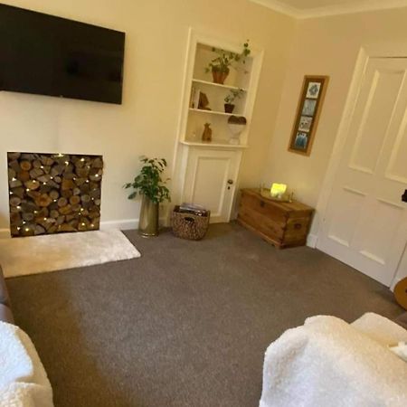 Newburghaprtment Scotland Sleeps 4 Firepit Garden Apartment Cupar Exterior photo